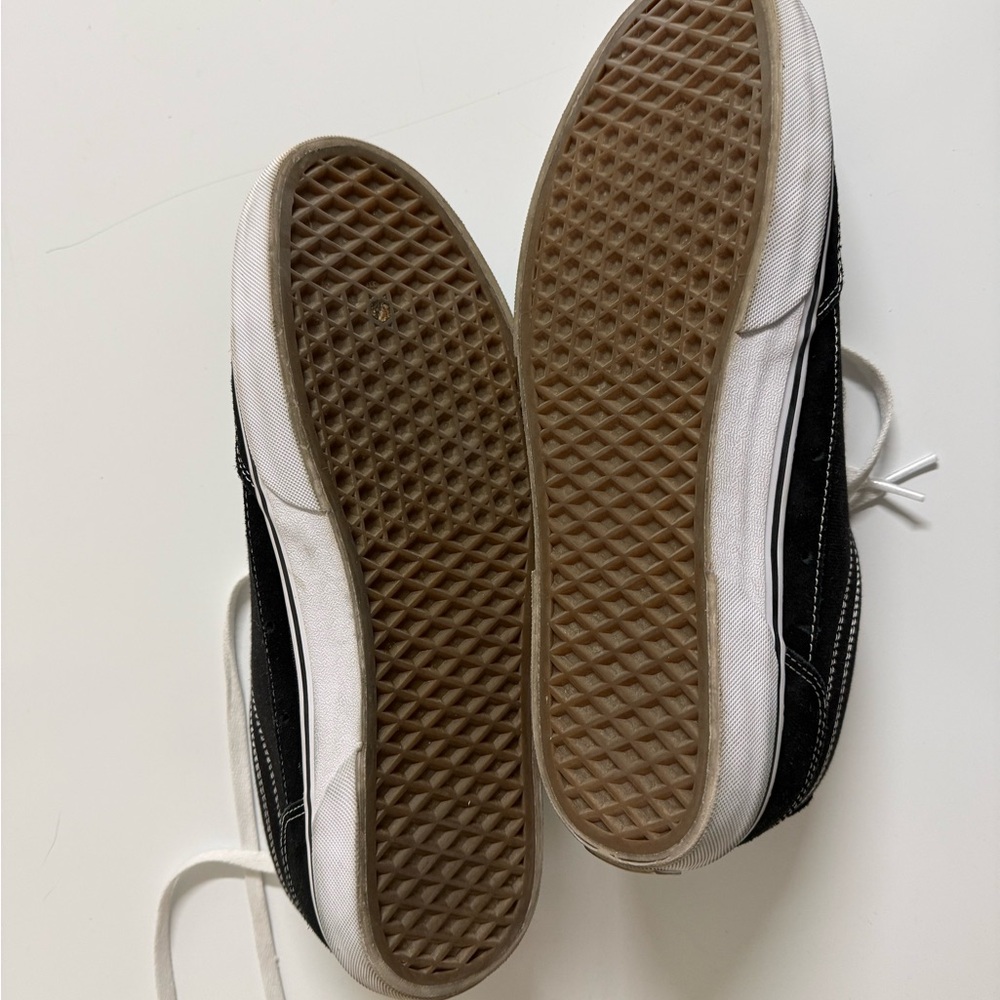 Vans Men's Black and White Canvas Sneakers - Picture 7 of 7